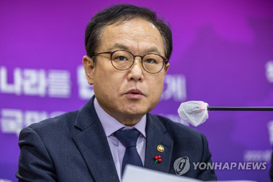 김승호 인사혁신처장       <연합뉴스>